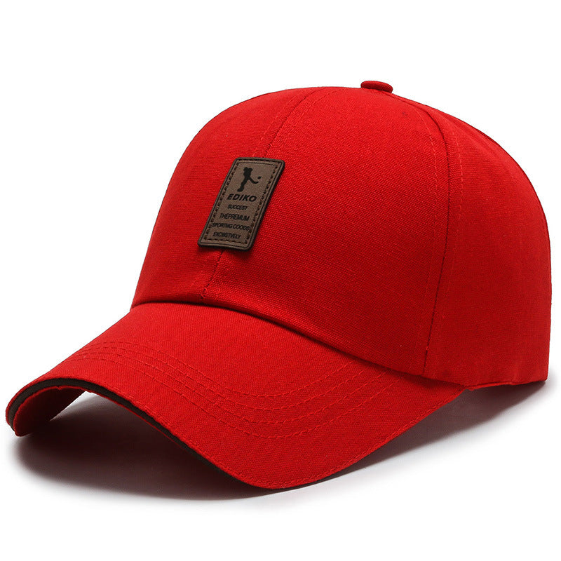 Fashionable and casual baseball cap