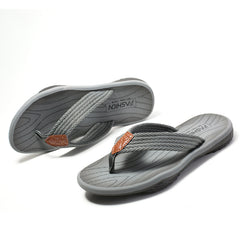 2024 Men's New Soft-soled Fashion Flip-flops Casual Beach Sandals