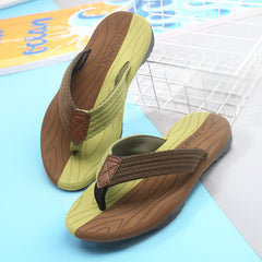2024 Men's New Soft-soled Fashion Flip-flops Casual Beach Sandals