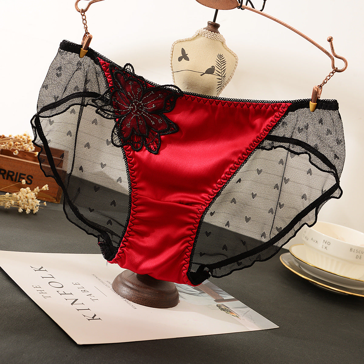 Sexy Breathable Fashionable Mesh Embroidered Underwear