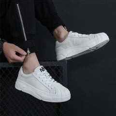 2023 New Men's Leather Casual White Shoes