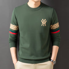 Men's Stylish Round Neck Knitted Bottoming Sweater