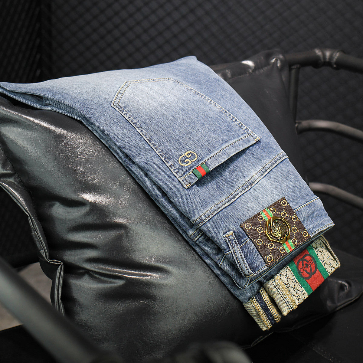 Embroidered new stretch jeans