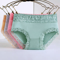 Breathable skin-friendly lace panties