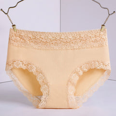 Breathable skin-friendly lace panties