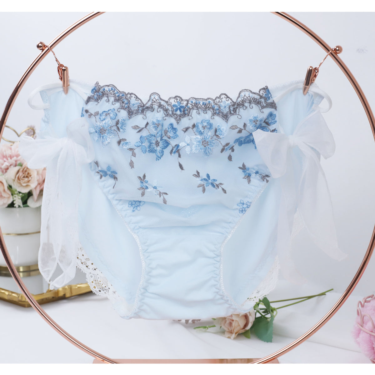 Japanese New Versatile Lace Breathable Embroidered Strappy Cute Briefs