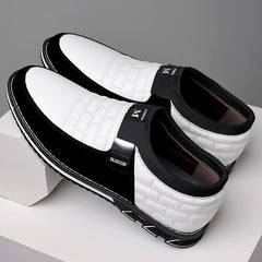 Men's Large Size Soft Sole Comfortable Casual Leather Shoes