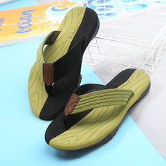 2024 Men's New Soft-soled Fashion Flip-flops Casual Beach Sandals
