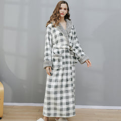 2022 New Warm Plaid Flannel Nightgown