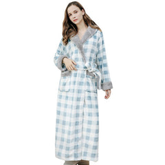 2022 New Warm Plaid Flannel Nightgown