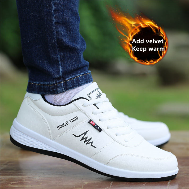 Warm and velvet casual leather sneakers